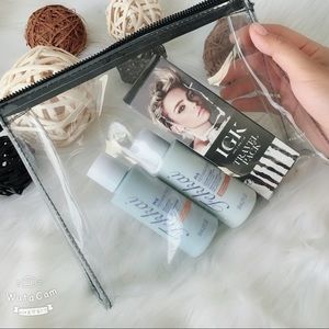 Shampoo and conditioner set